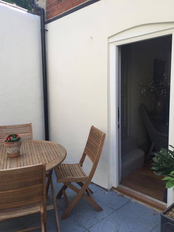 Park Gate Villa Stamford Ngoại thất bức ảnh